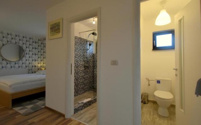 Neferprod Apartments - IS - CAM 05