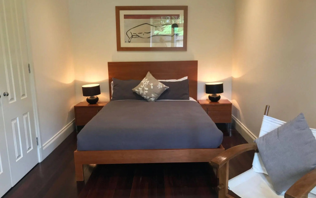 Lochiel Luxury Accommodation – Guest Rooms – Melbourne