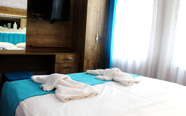 Megaron Hotel