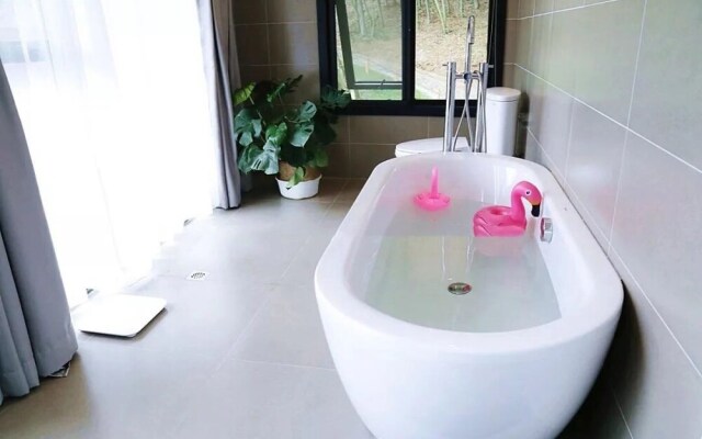 heymi the family manor