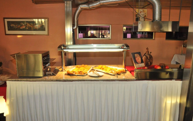 Hotel Avra by Smile hotels