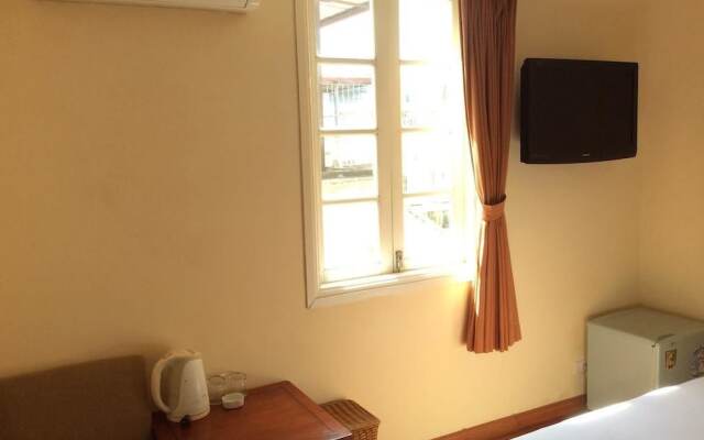 Tulip Hotel Vu Ngoc Phan