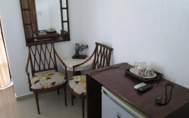 Amigos Beach Resort