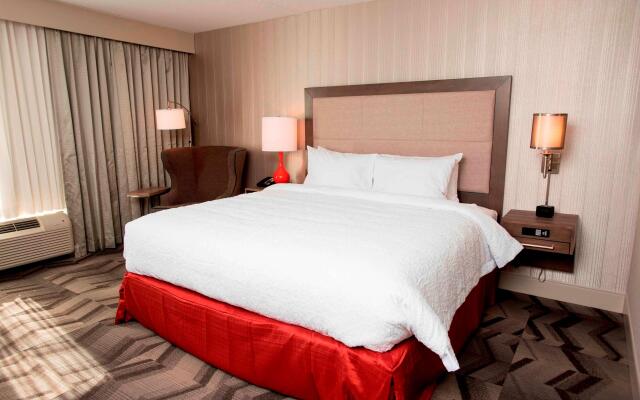 Hampton Inn & Suites by Hilton Thunder Bay