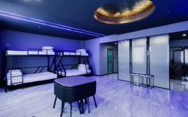 Lumanman E-sports Homestay