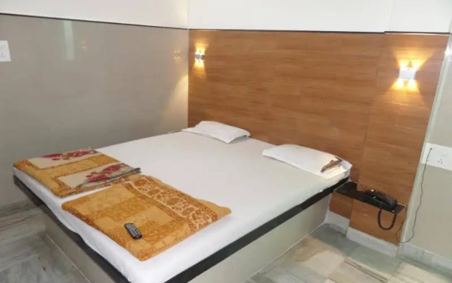 Hotel Basera