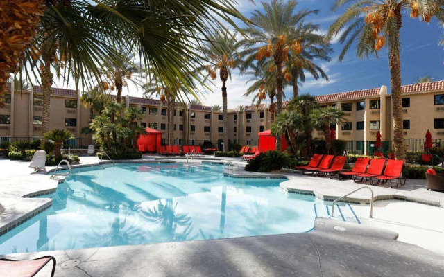 Silver Sevens Hotel & Casino