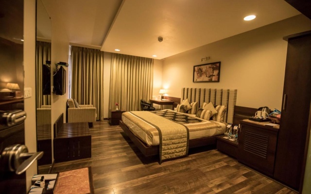 Bizz The Hotel