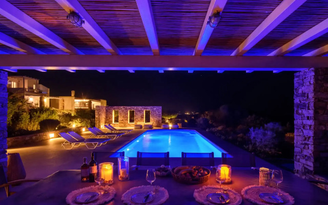 Antiparos Luxury Villas