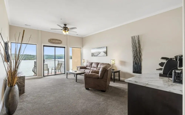 Superior 2 Bedroom Lake View Villa
