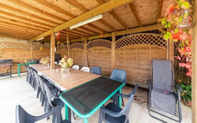 Holiday Home in Montleban With Sauna