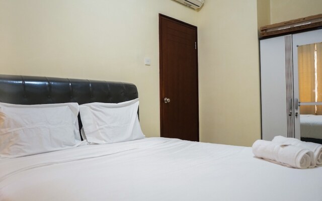 Minimalist 2BR Mediterania Marina Residences By Travelio