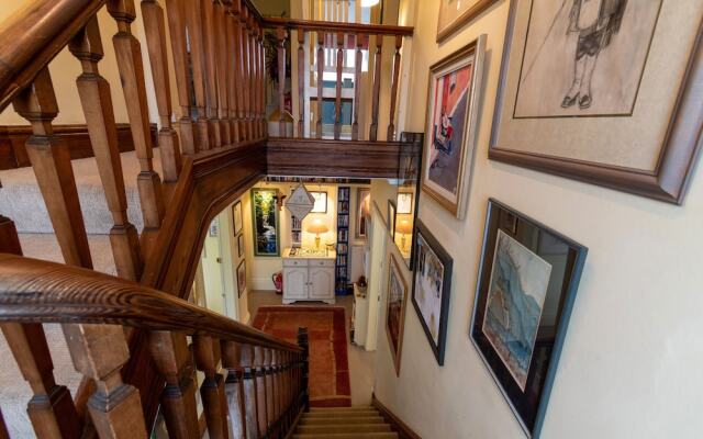 Maelgwyn House