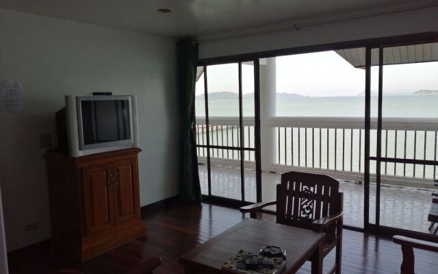 Jansom Beach Resort Ranong