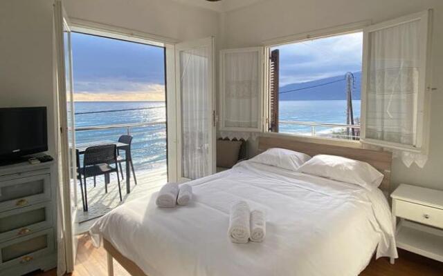 Thassa Beach Apartment No4