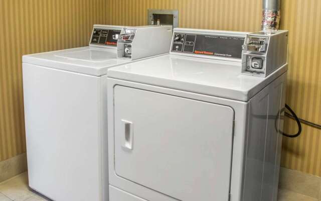 Sleep Inn & Suites Laurel near Fort Meade