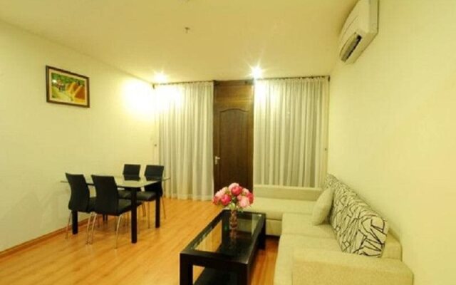Lucky Residence Suites