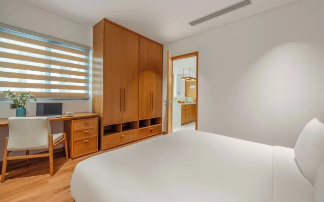 Vernal hotel & Apartment office
