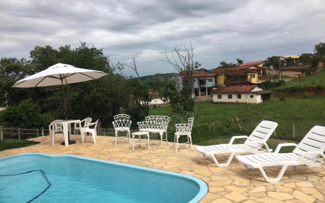 Chácara 4 quartos com piscina