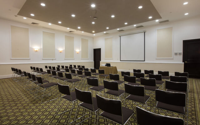 Krystal Satélite María Bárbara