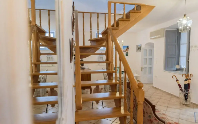 Hydra's Pearl - Blue Pearl