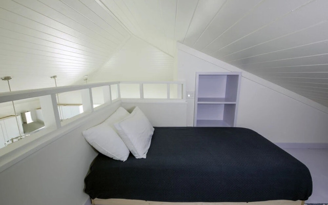 Lavender Beach House 2 Bedroom Home