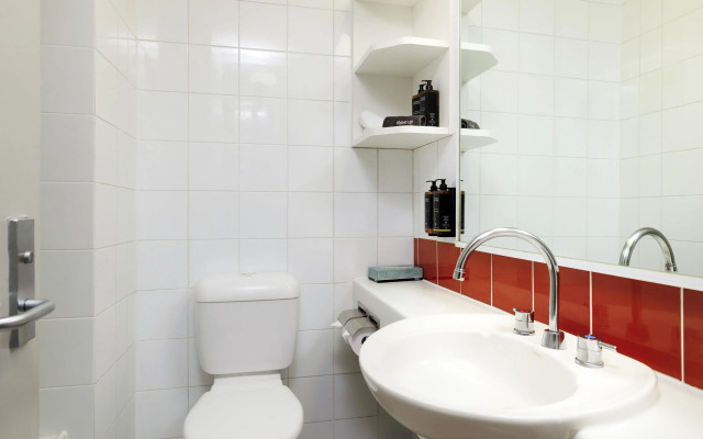 Mercure Kakadu Crocodile Hotel