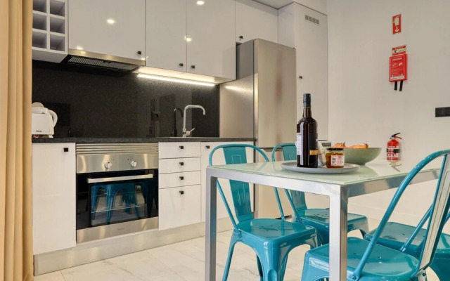 Beco Santa Emilia 2F a Home in Madeira