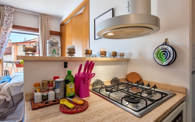 Spanish Steps Apartment