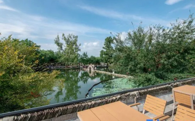 Hongcun Hetang Moonlight Luxury Homestay