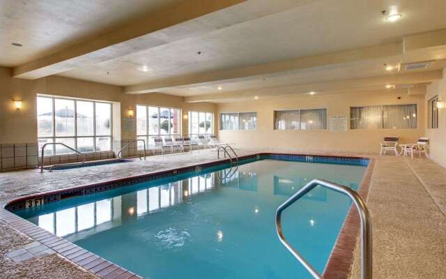 Clarion Suites