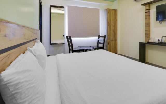 Townhouse OAK Hotel SVA