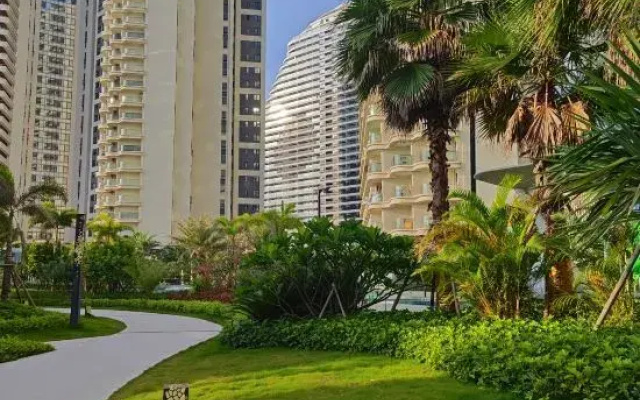 Yule'er Weimei Seaview Homestay (Shuangyuewan Honghai Jin'an Branch)