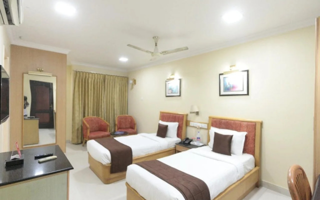 OYO Flagship 342 Anna Nagar- MMM Hospital