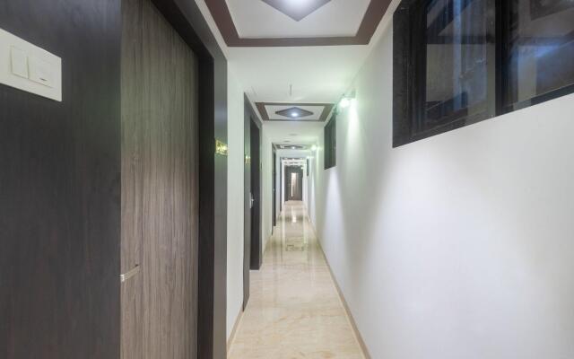 OYO 43023 New Hotel Embassy Suites