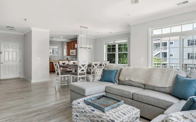 Grande at Canal Pointe A Coastal Getaway