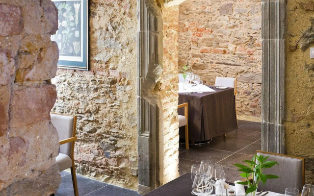 Uroczysko Siedmiu Stawów Luxury Hotel