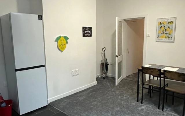 Cosy Manchester House Near Etihad and Coop Live