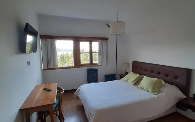 Hosteria Pajaro Azul