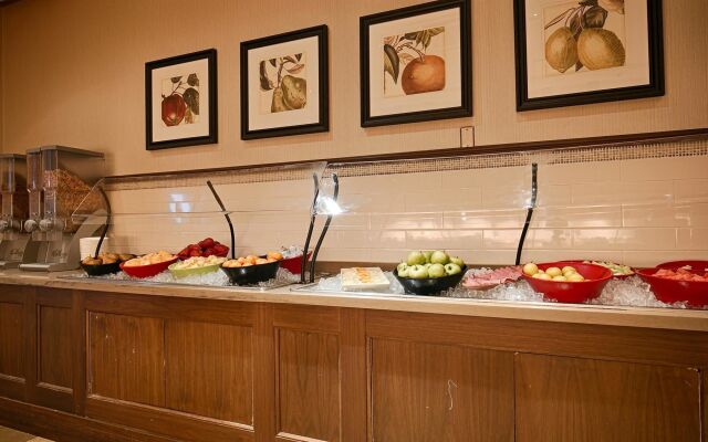 Best Western Parkway Hotel Toronto North