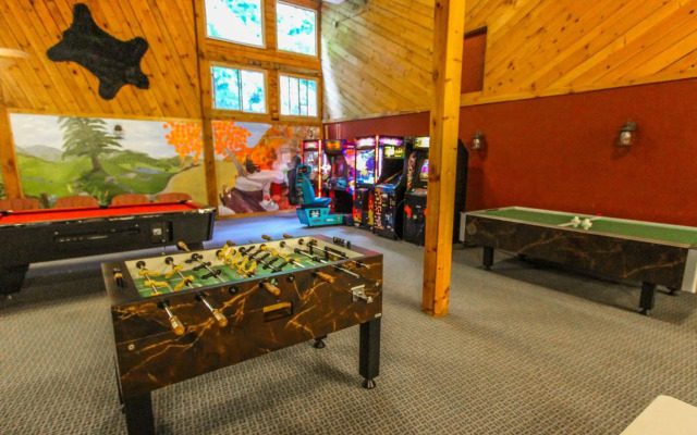 Smoketree Lodge by VRI Resort