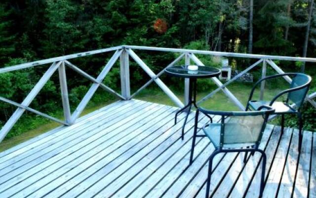 Roosi Holiday Home