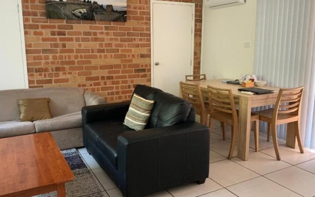 Golf View Motel – Guest Rooms – Sanctuary Point