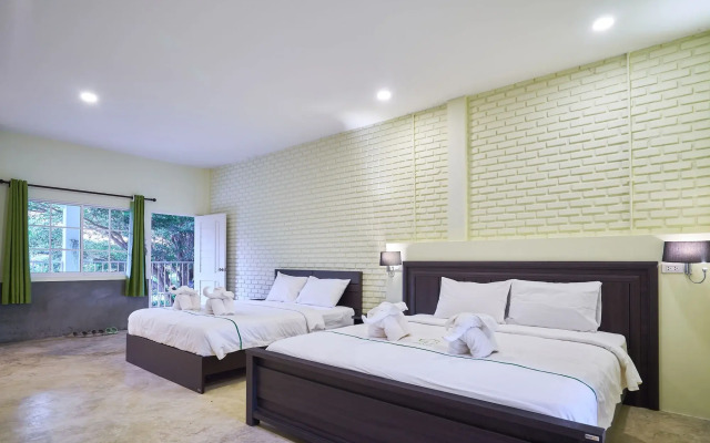 Manyi Boutique House
