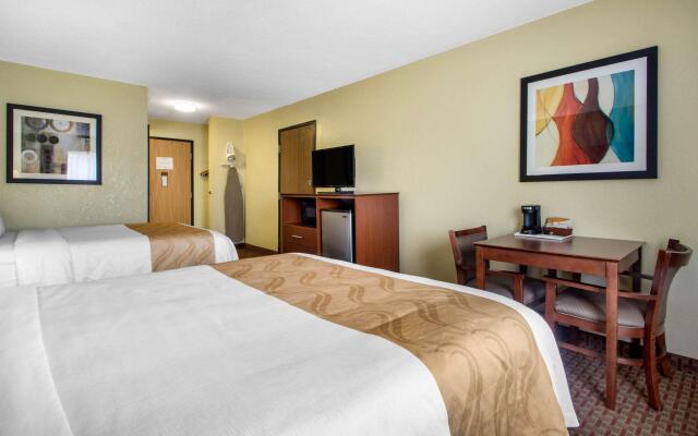 Quality Inn & Suites Wisconsin Dells Downtown - Waterparks Area