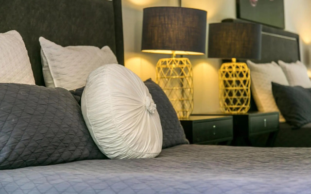 Calinda Sol 2 @ Clarkes Beach