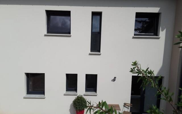 Villa'vi Lyon Est Chambres d'Hôtes