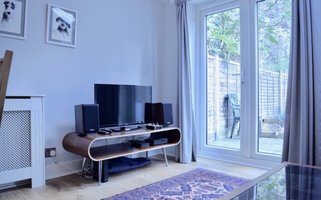 2 Bedroom Garden Flat Lower Holloway