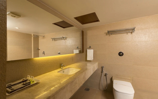 Grand Plaza Suites