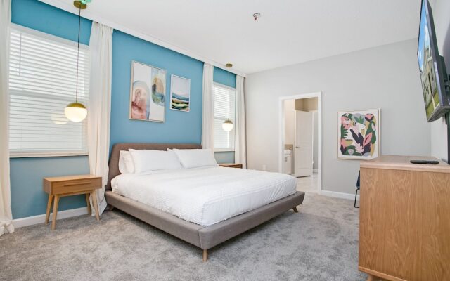 9BR Villa with Game Room & Theater